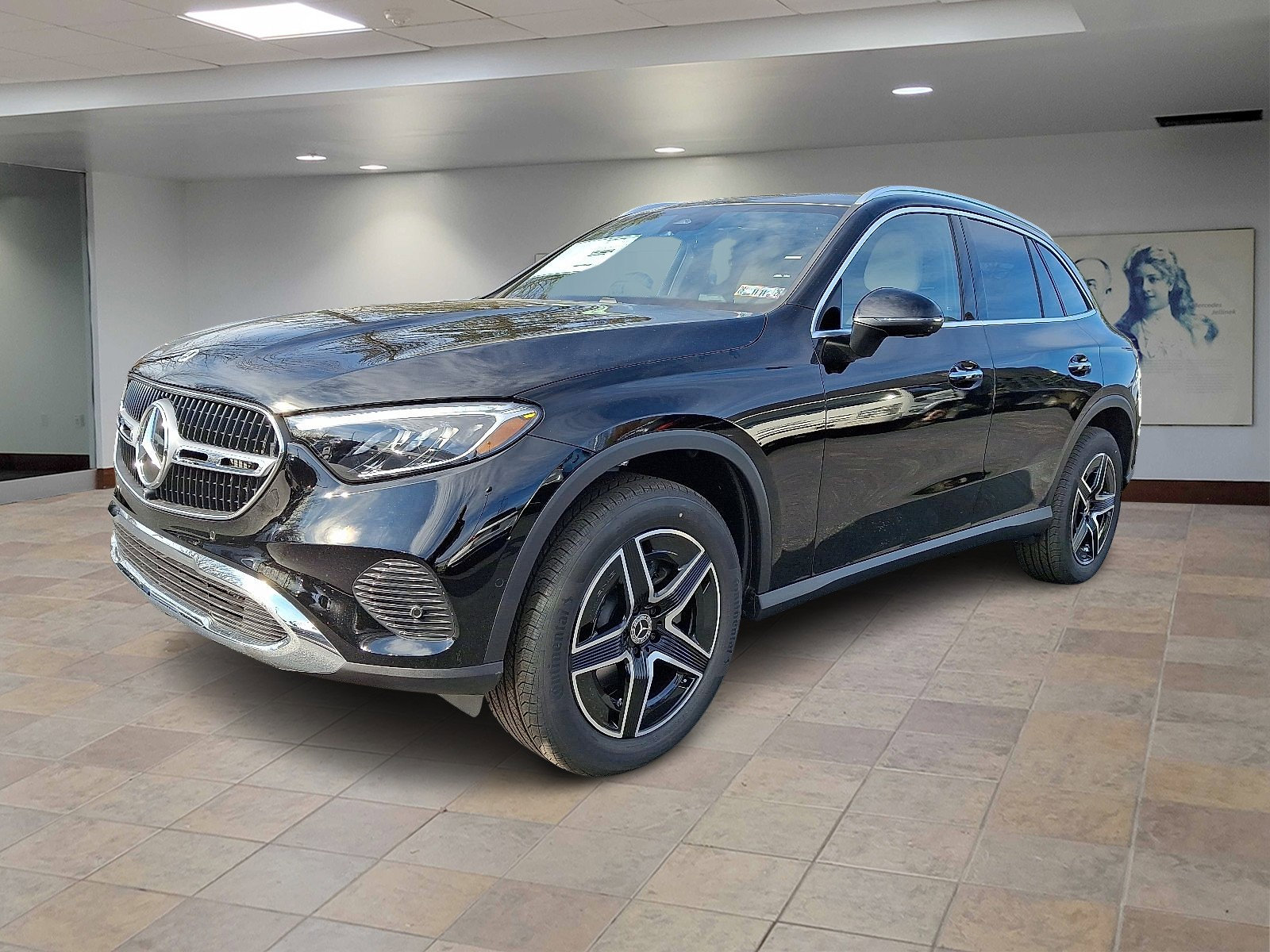 2026 Mercedes Benz GLC 300 4MATIC photo 3