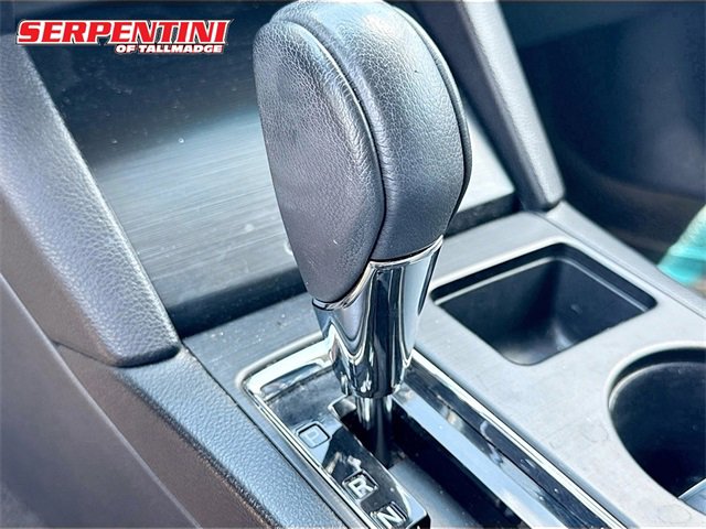 2019 Subaru Outback Limited photo 15