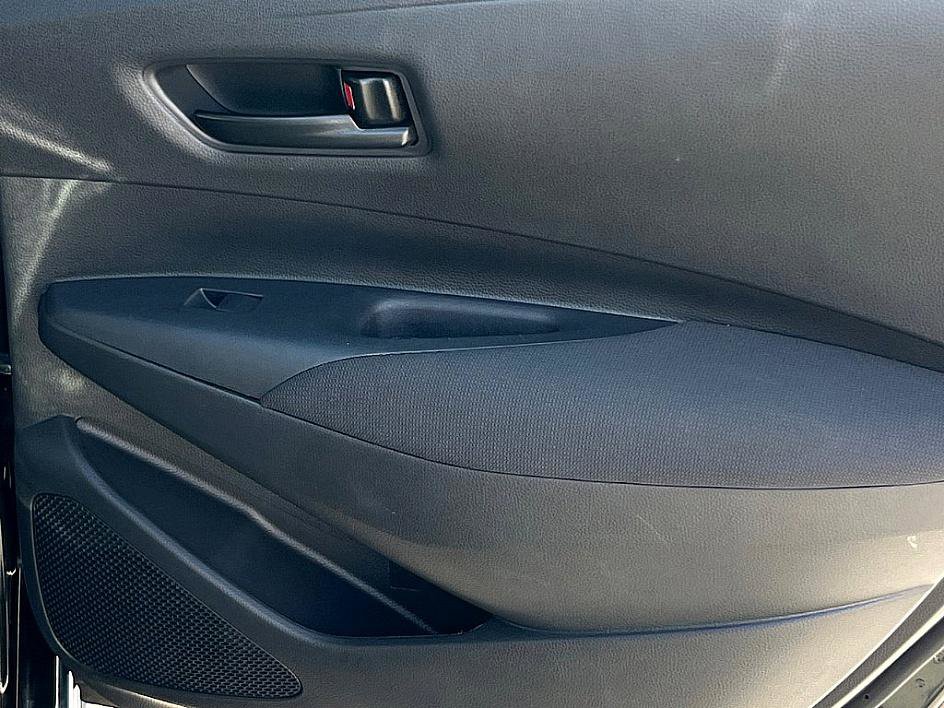 2024 Toyota Corolla LE photo 22