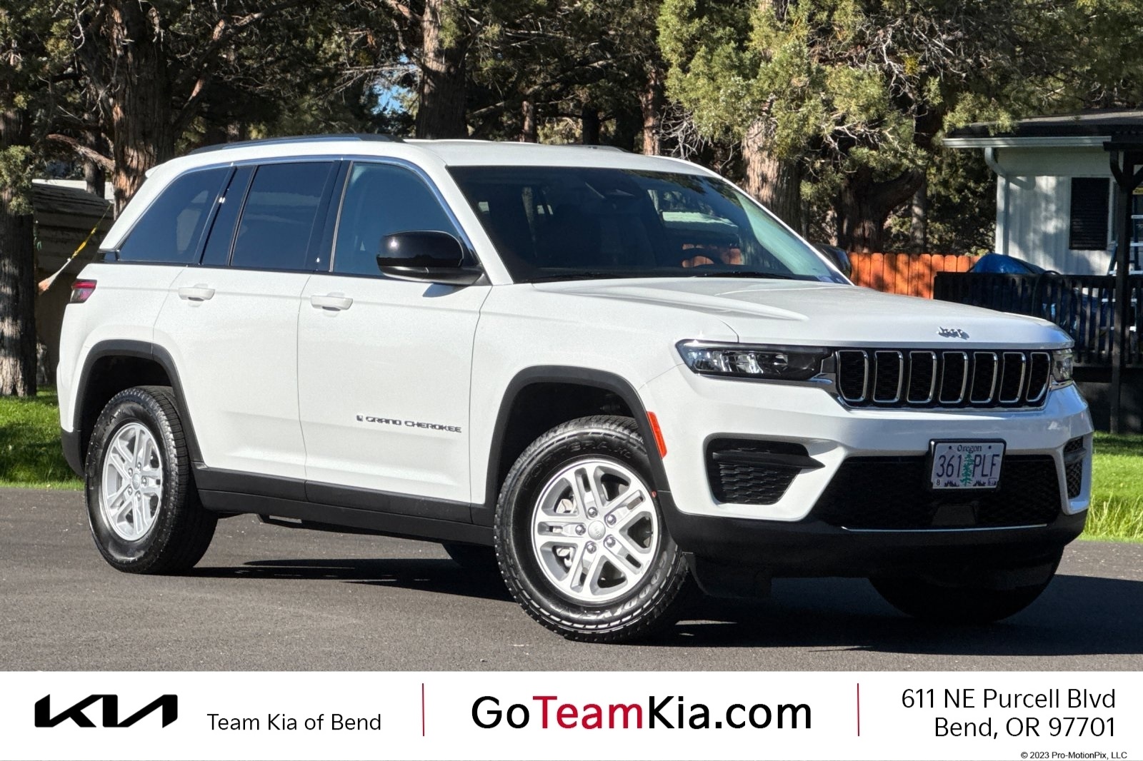 2023 Jeep Grand Cherokee Laredo