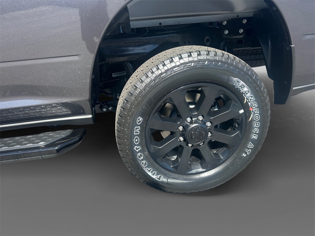 2026 Ram 2500 Big Horn photo 8