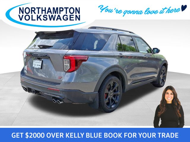 2022 Ford Explorer ST photo 4