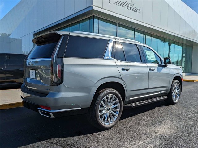 2024 Cadillac Escalade Premium Luxury photo 4