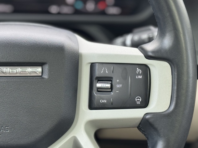 2023 Land Rover Defender 110 X-Dynamic SE photo 21