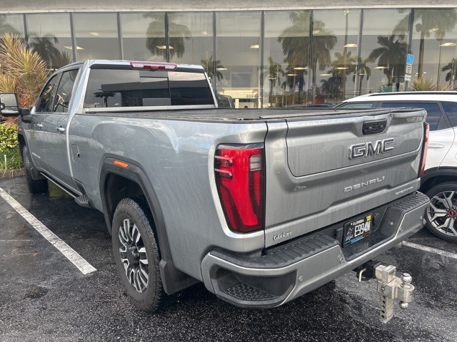 2024 Gmc Sierra HD Denali Ultimate photo 2