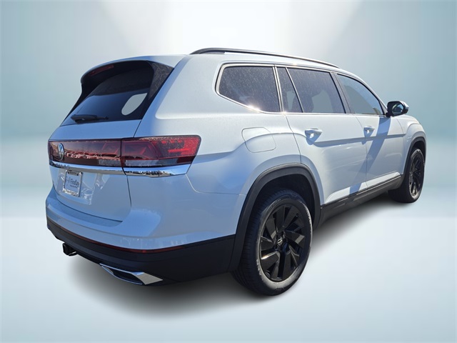 2026 Volkswagen Atlas SE photo 4