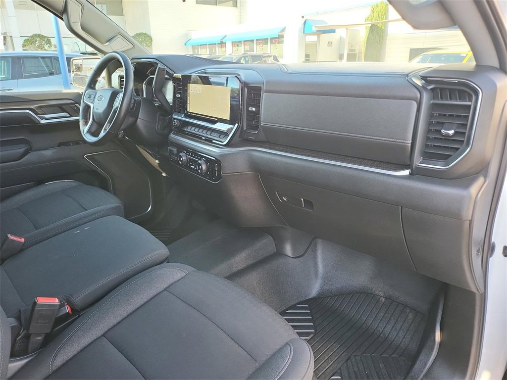 2022 Chevrolet Silverado 1500 RST photo 19