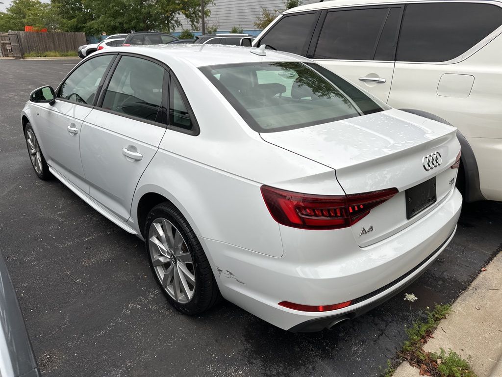 2018 Audi A4 2.0T Ultra Premium photo 2