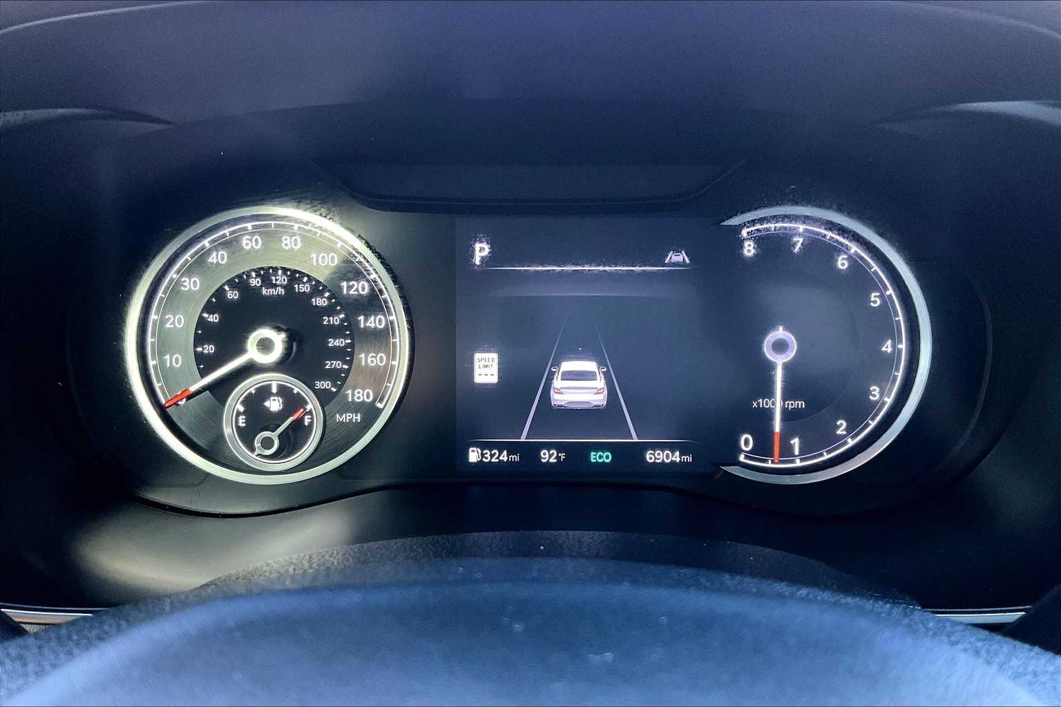 2025 Genesis G70 3.3T Sport Advanced photo 25