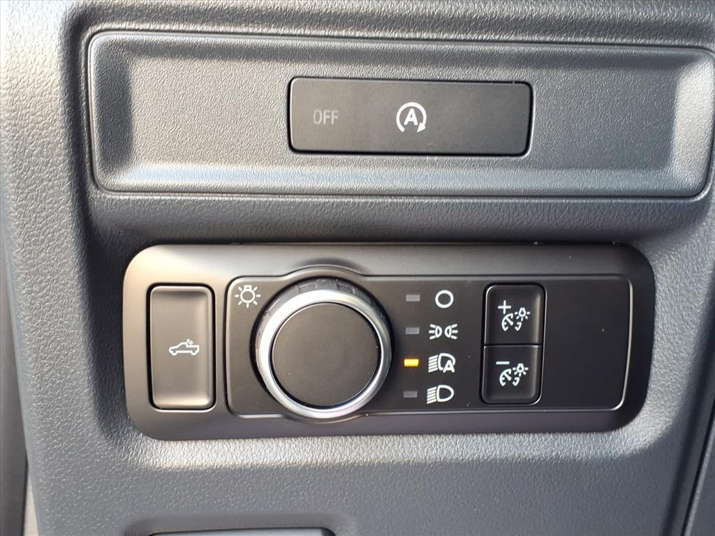 2025 FORD F-150 - Image 32