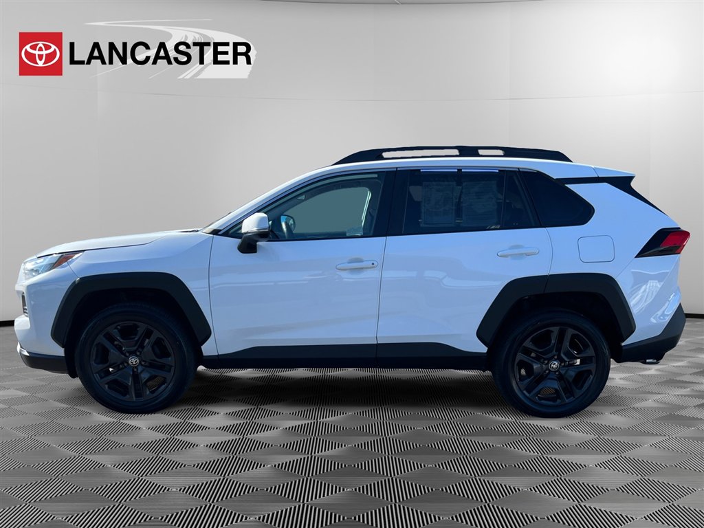 2022 Toyota RAV4 Adventure photo 2