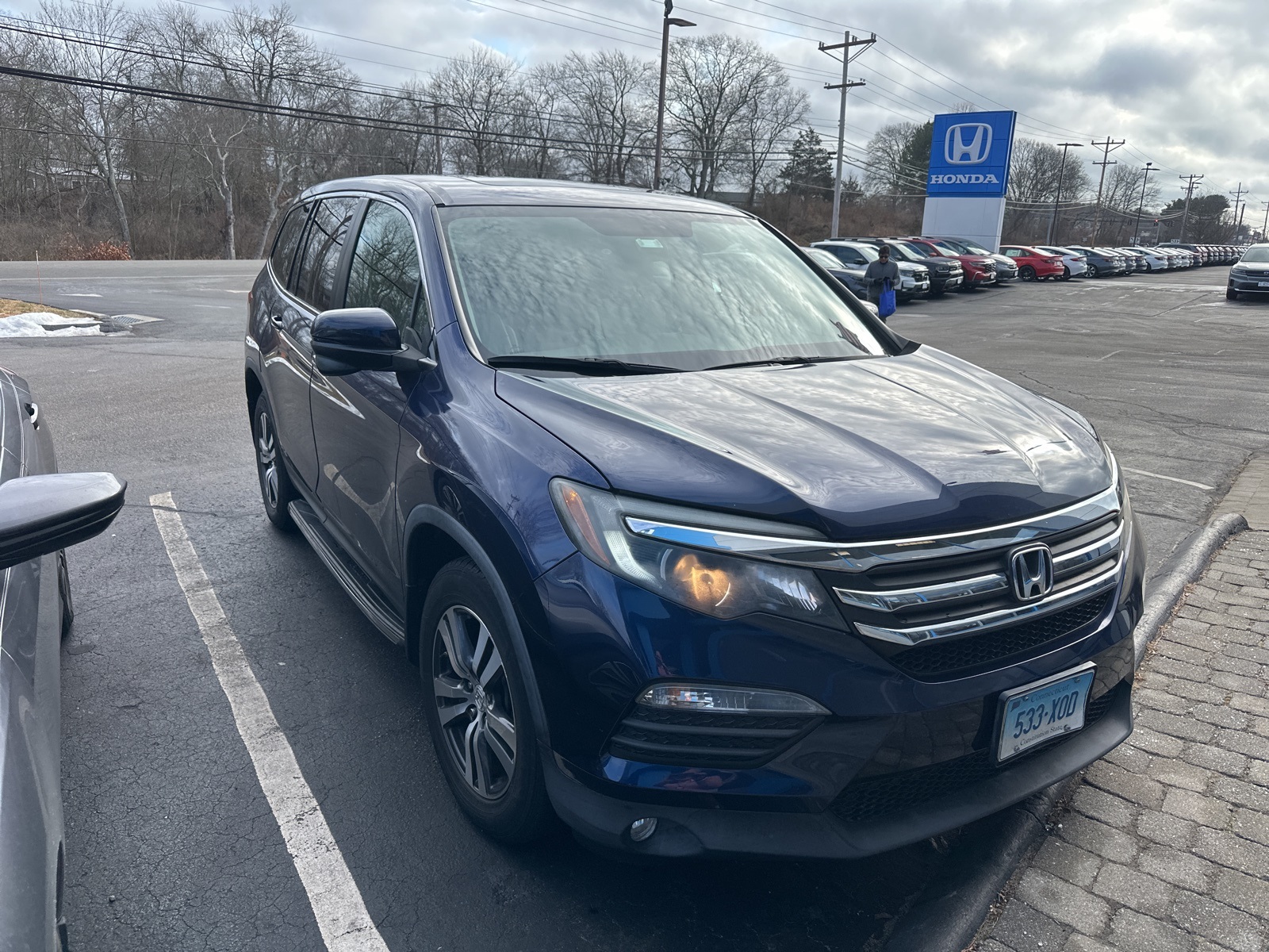 Used 2016 Honda Pilot EX-L with VIN 5FNYF6H54GB011096 for sale in Groton, CT