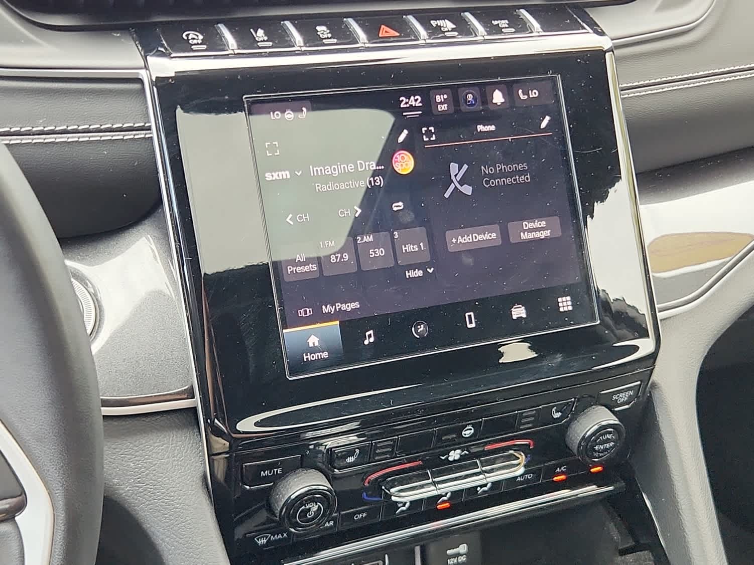 2022 Jeep Grand Cherokee Altitude photo 15