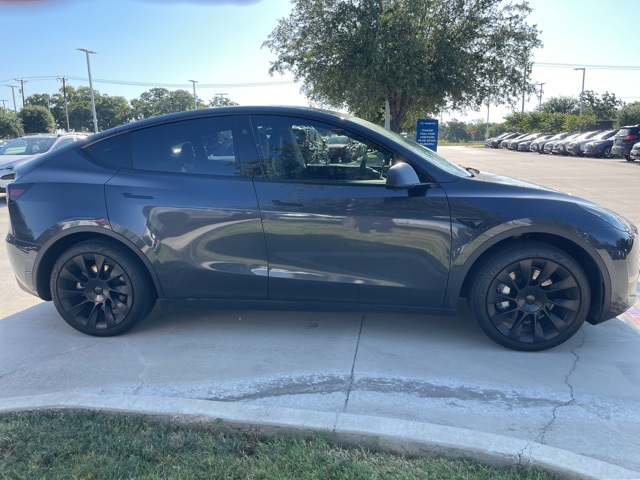 Used 2024 Tesla Model Y Long Range with VIN 7SAYGDED1RF008465 for sale in Grapevine, TX