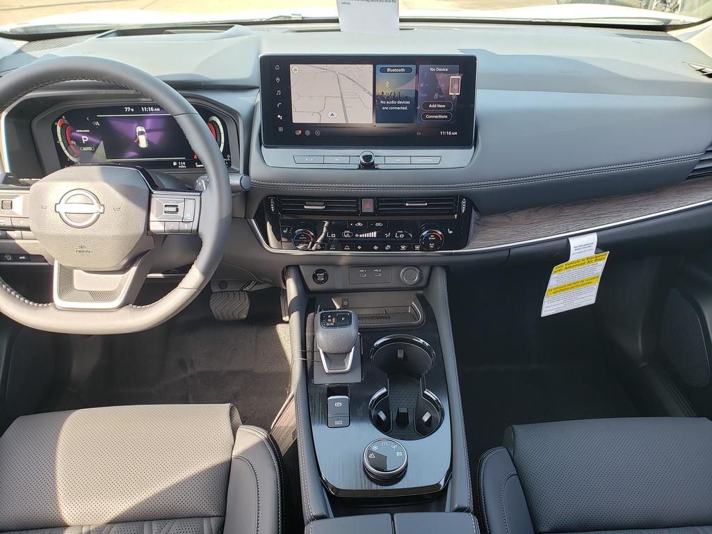 2026 Nissan Rogue Platinum photo 9