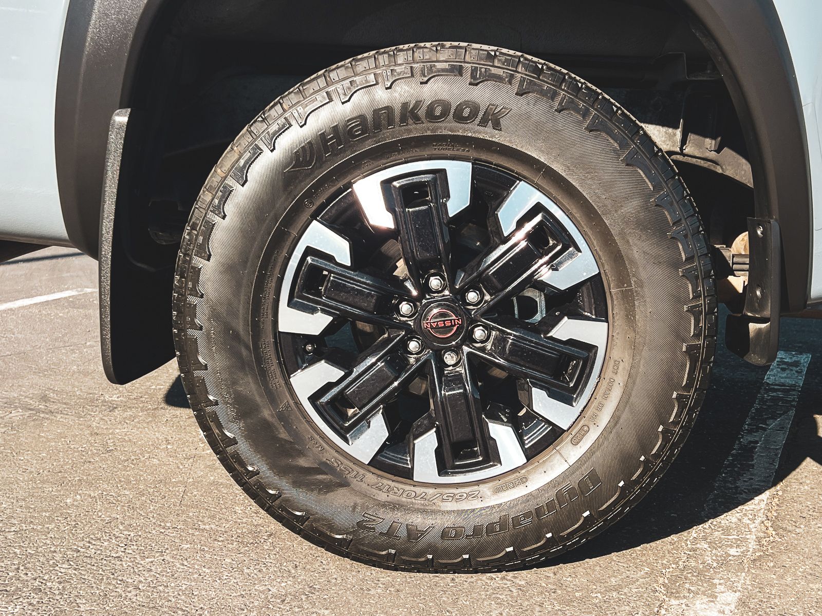 2023 Nissan Frontier PRO-4X photo 9