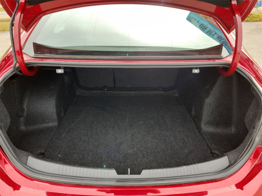 2024 Chevrolet Malibu 1LT photo 3