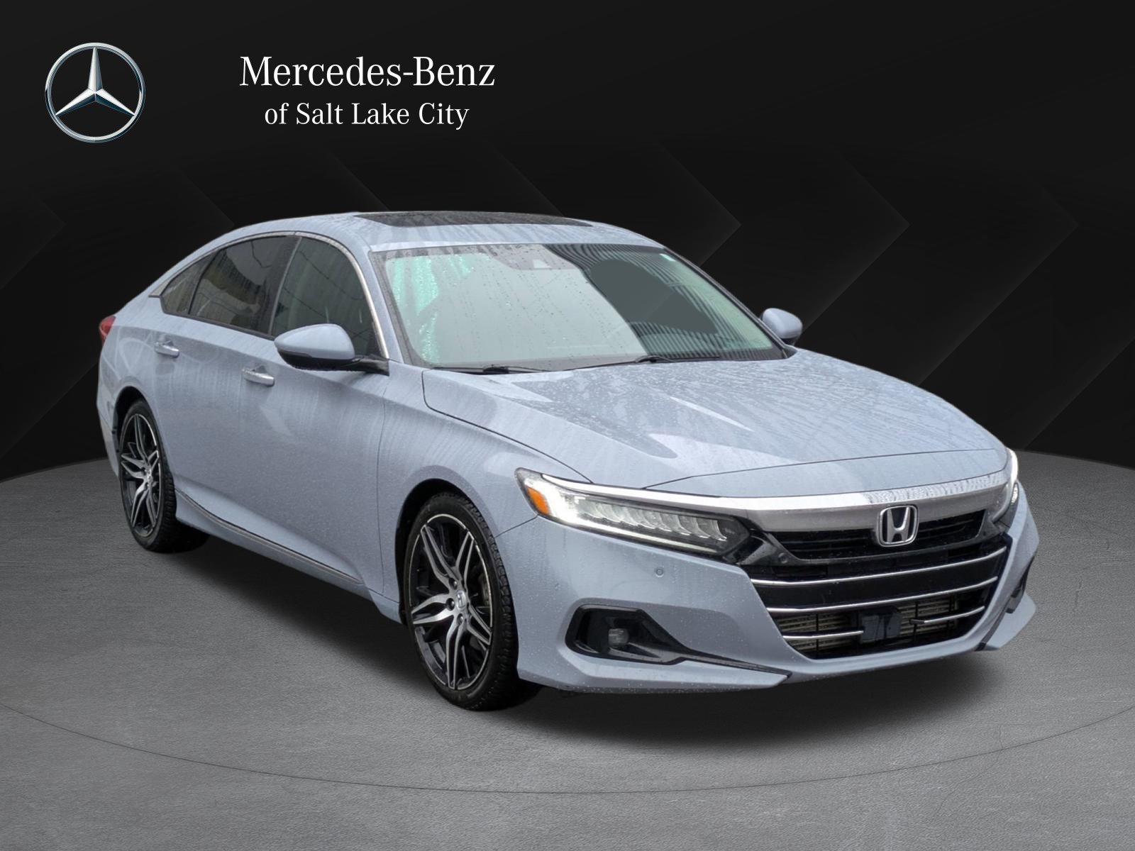 2021 Honda Accord Touring's photo