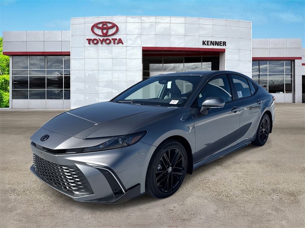 2026 Toyota Camry SE photo 2
