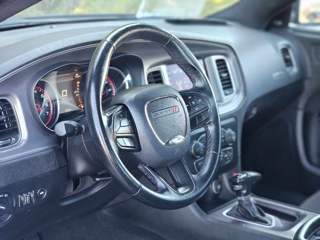 2023 Dodge Charger SXT photo 12