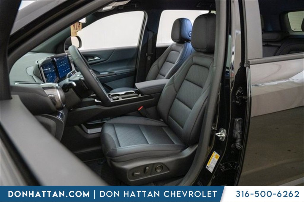 2026 Chevrolet Equinox LT photo 4