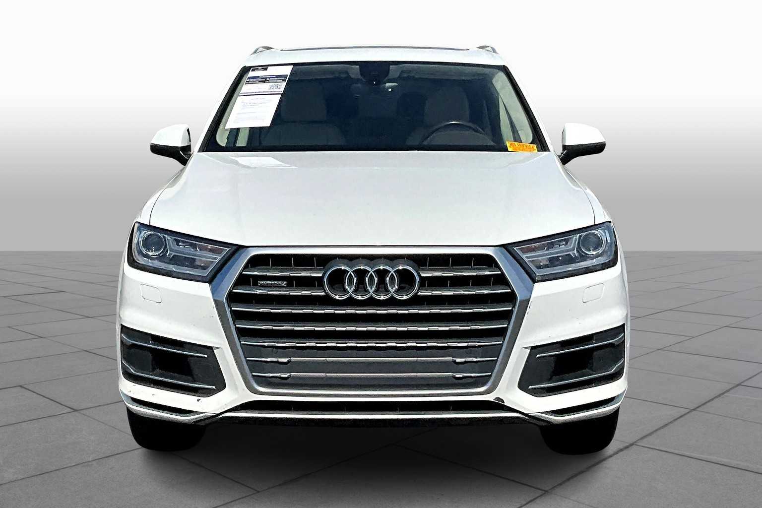 2018 Audi Q7 Premium Plus photo 2