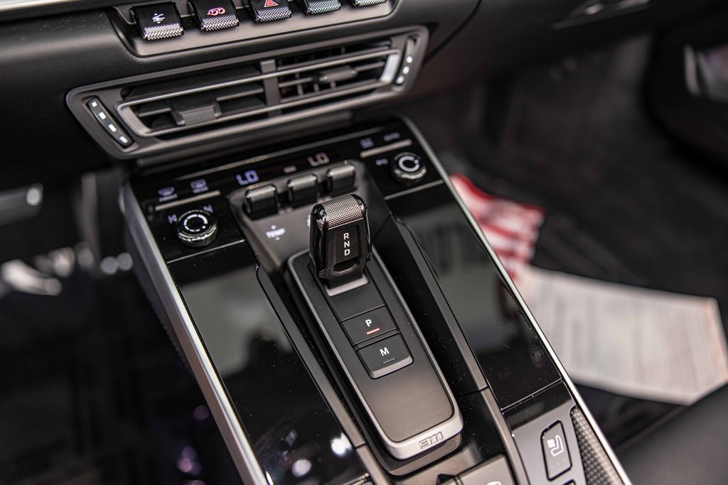 2025 PORSCHE 911 - Image 31