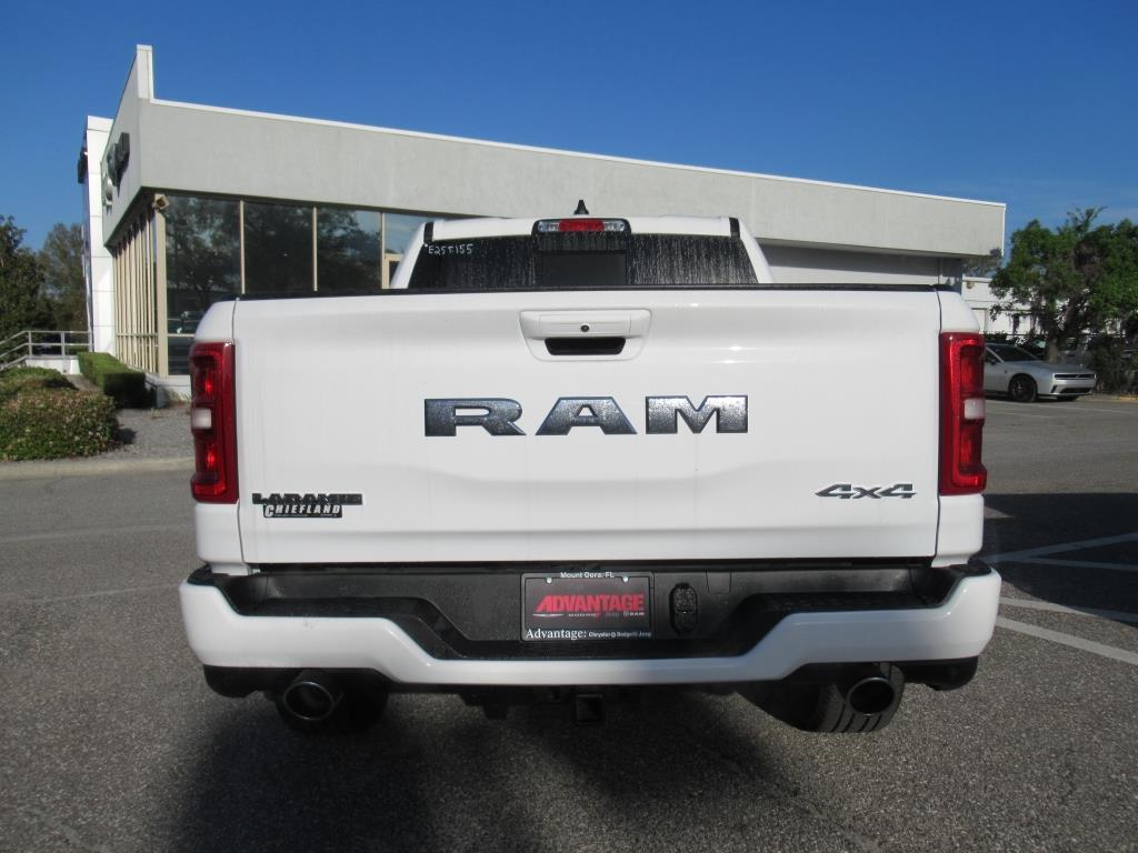 2025 Ram 1500 Laramie photo 3
