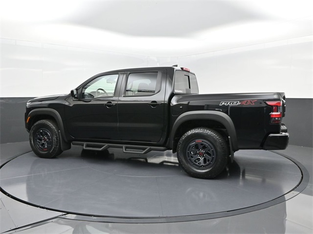 2025 Nissan Frontier PRO-4X photo 4