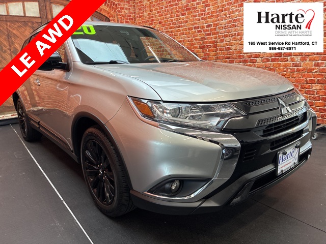 2020 Mitsubishi Outlander LE