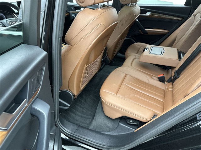 2022 Audi Q5 55 Premium Plus photo 12