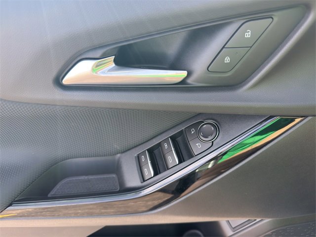 2026 Chevrolet Equinox RS photo 11