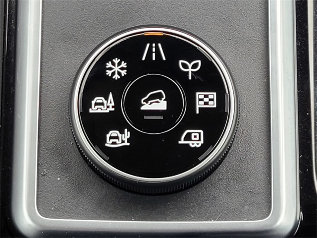 2023 Nissan Pathfinder SL photo 24