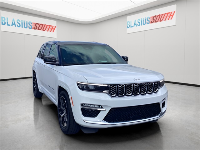 2023 Jeep Grand Cherokee Summit Reserve 4xe's photo
