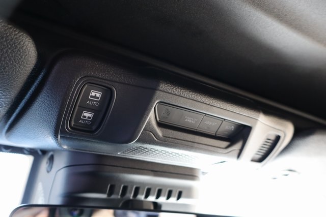 2025 Jeep Wrangler Sahara photo 16