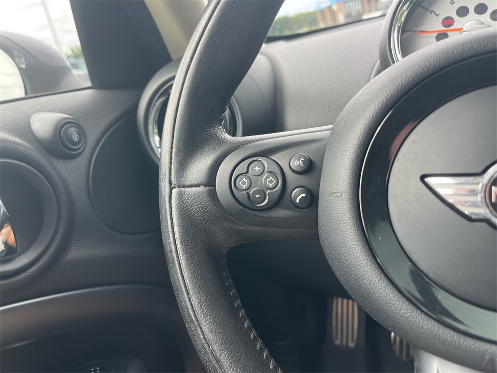 2013 Mini Countryman S photo 14