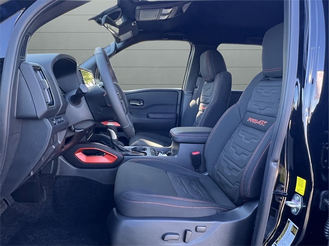 2025 Nissan Frontier PRO-4X photo 10