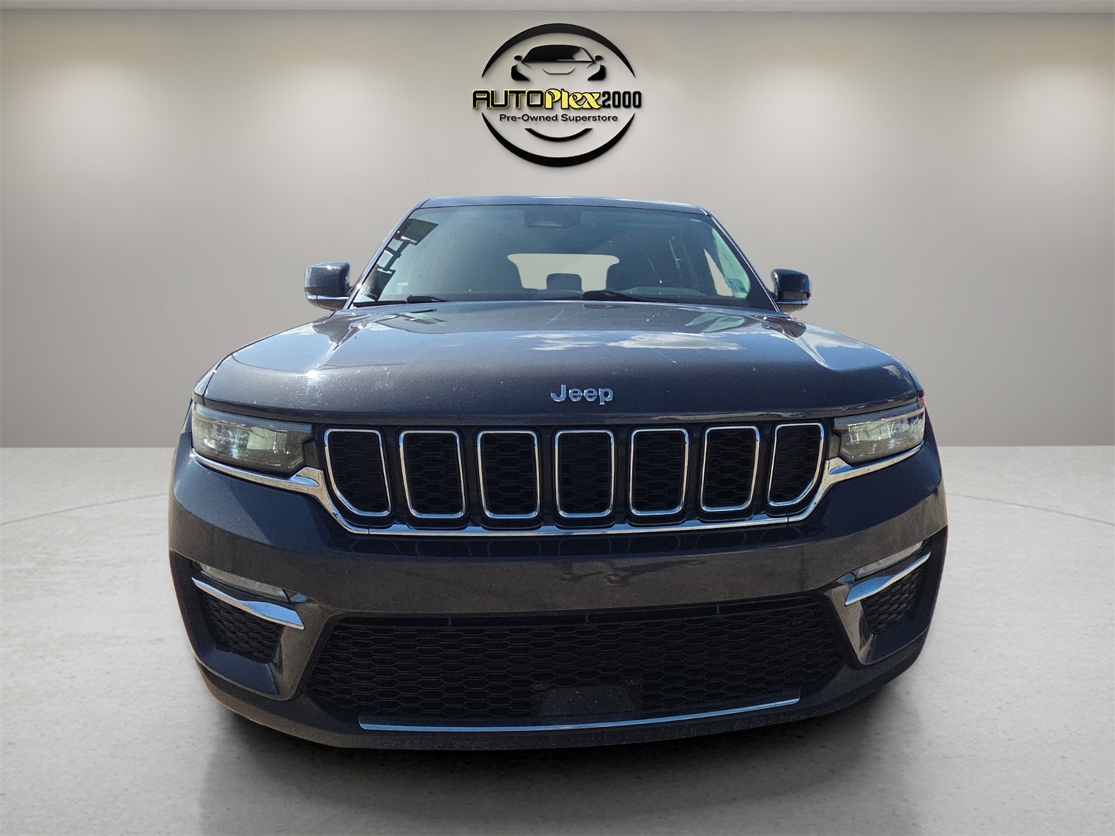 2022 Jeep Grand Cherokee Limited's photo