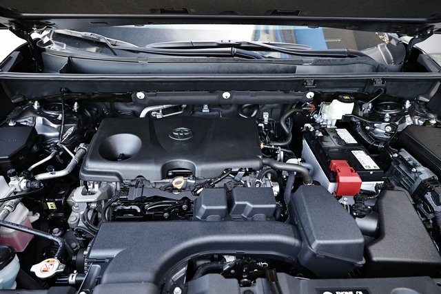 2025 Toyota RAV4 XLE Premium photo 26