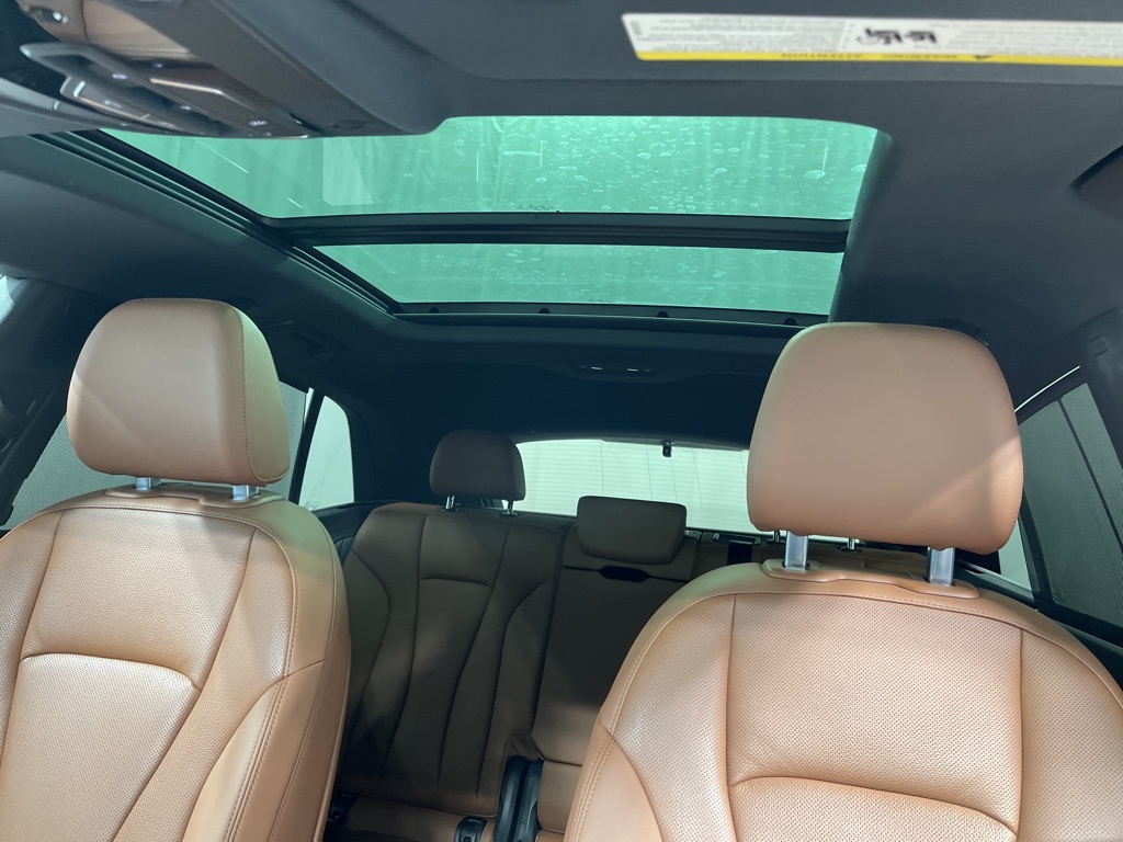 2022 Audi Q8 55 Premium Plus photo 6