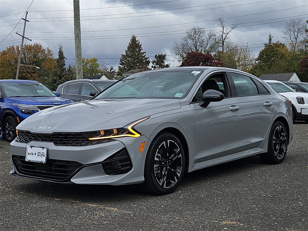 2022 Kia K5 GT-Line photo 3