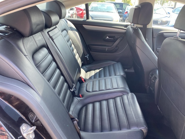 2015 Volkswagen CC 2.0T R-Line photo 19