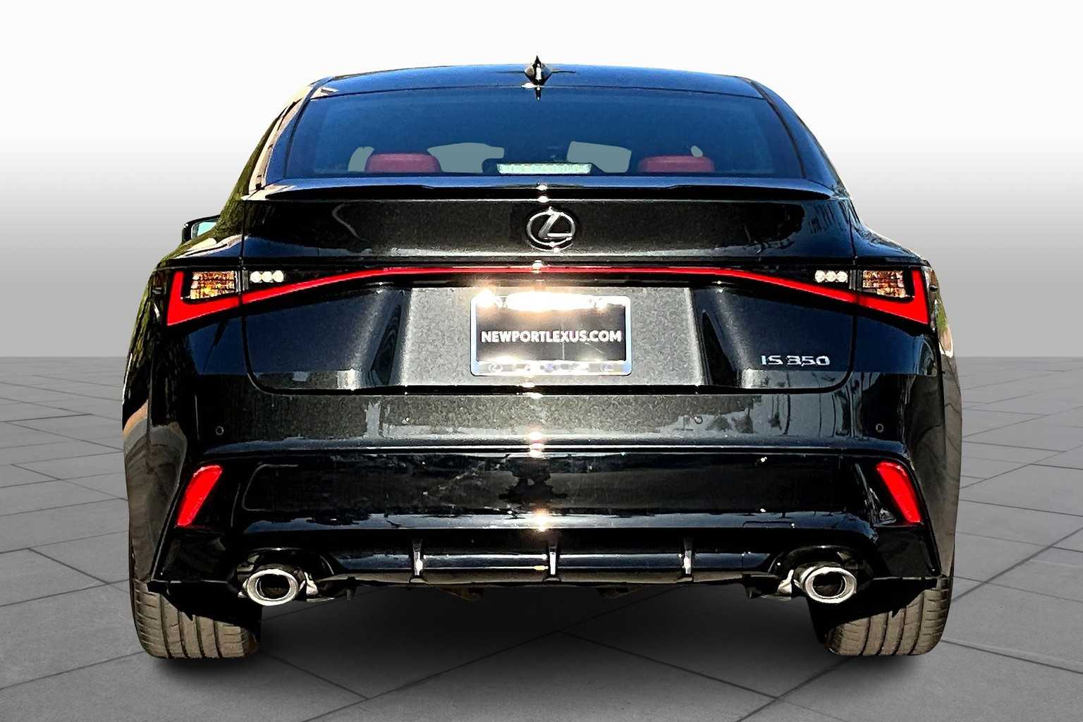 2025 Lexus IS 350 F SPORT photo 4