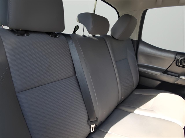 2022 Toyota Tacoma SR5 photo 42