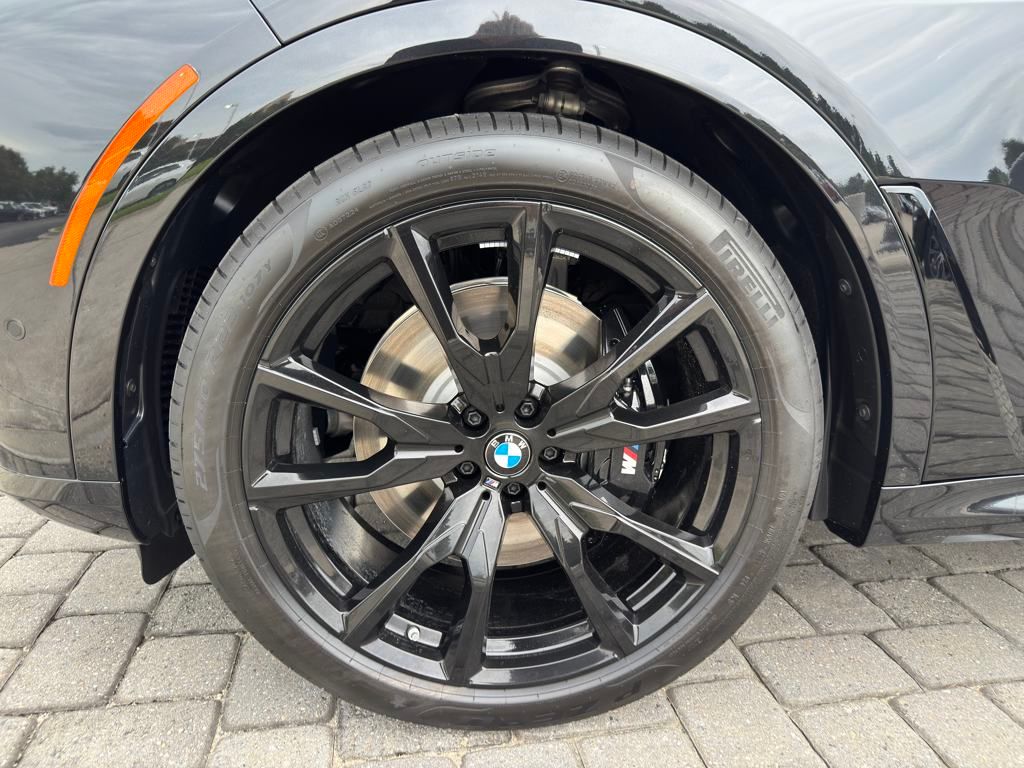 2026 Bmw X7 M60i photo 8