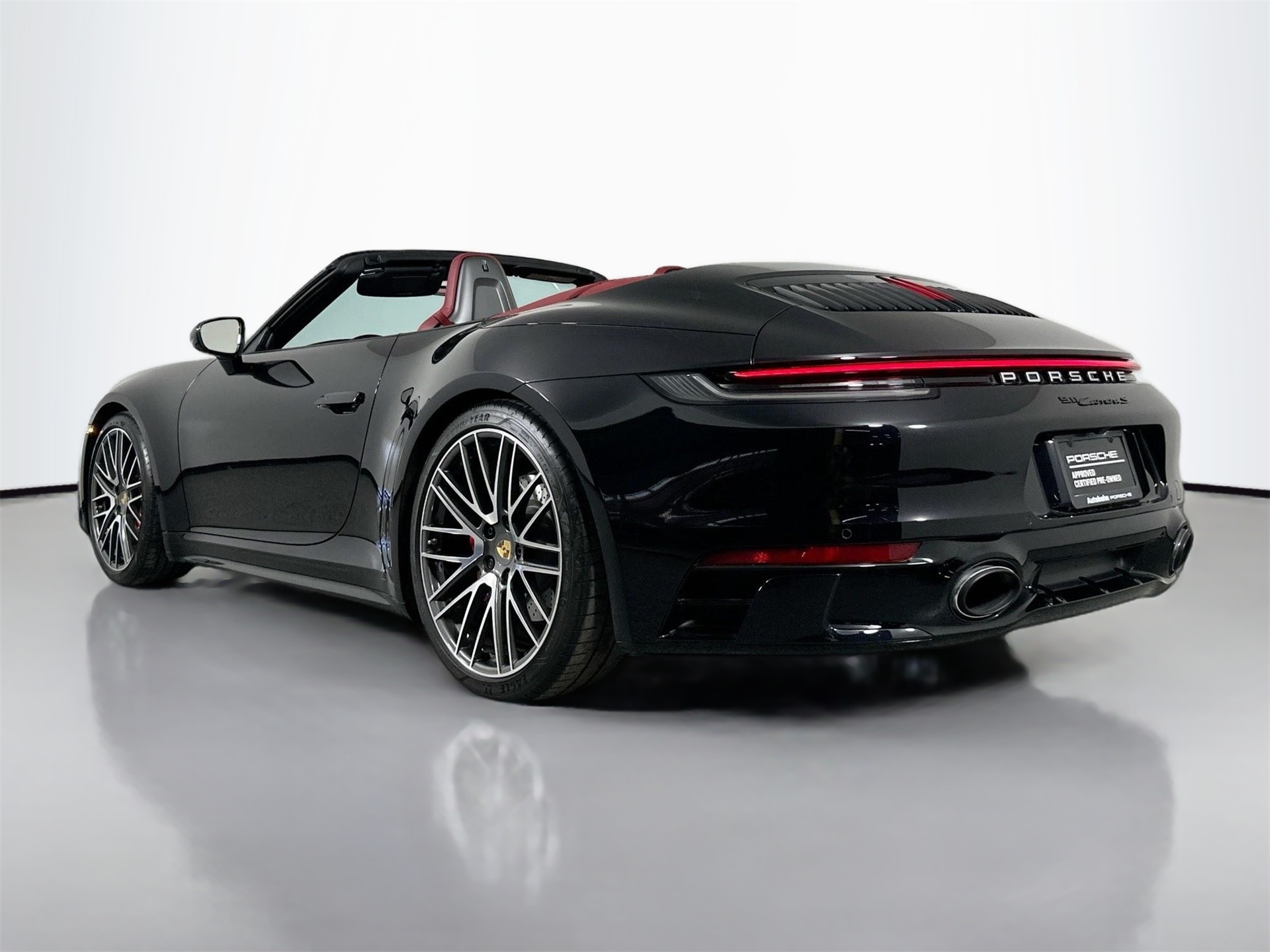 2023 Porsche 911 S photo 3