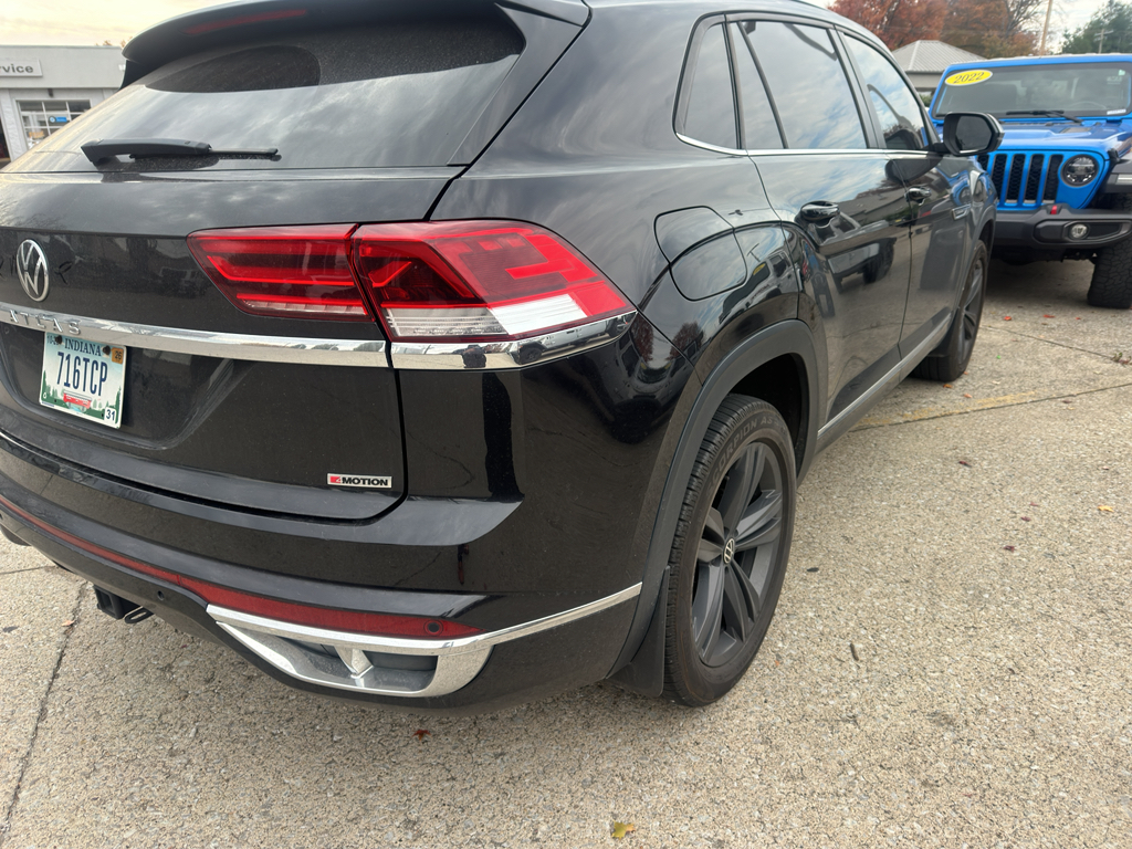 2020 Volkswagen Atlas Cross Sport V6 SE Technology R-Line photo 2