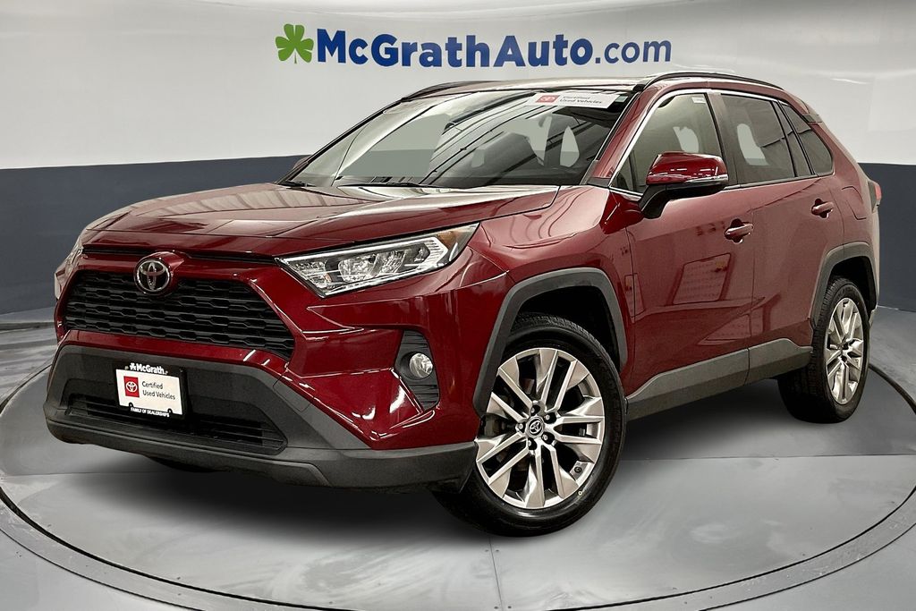 2019 Toyota RAV4 XLE Premium photo 2