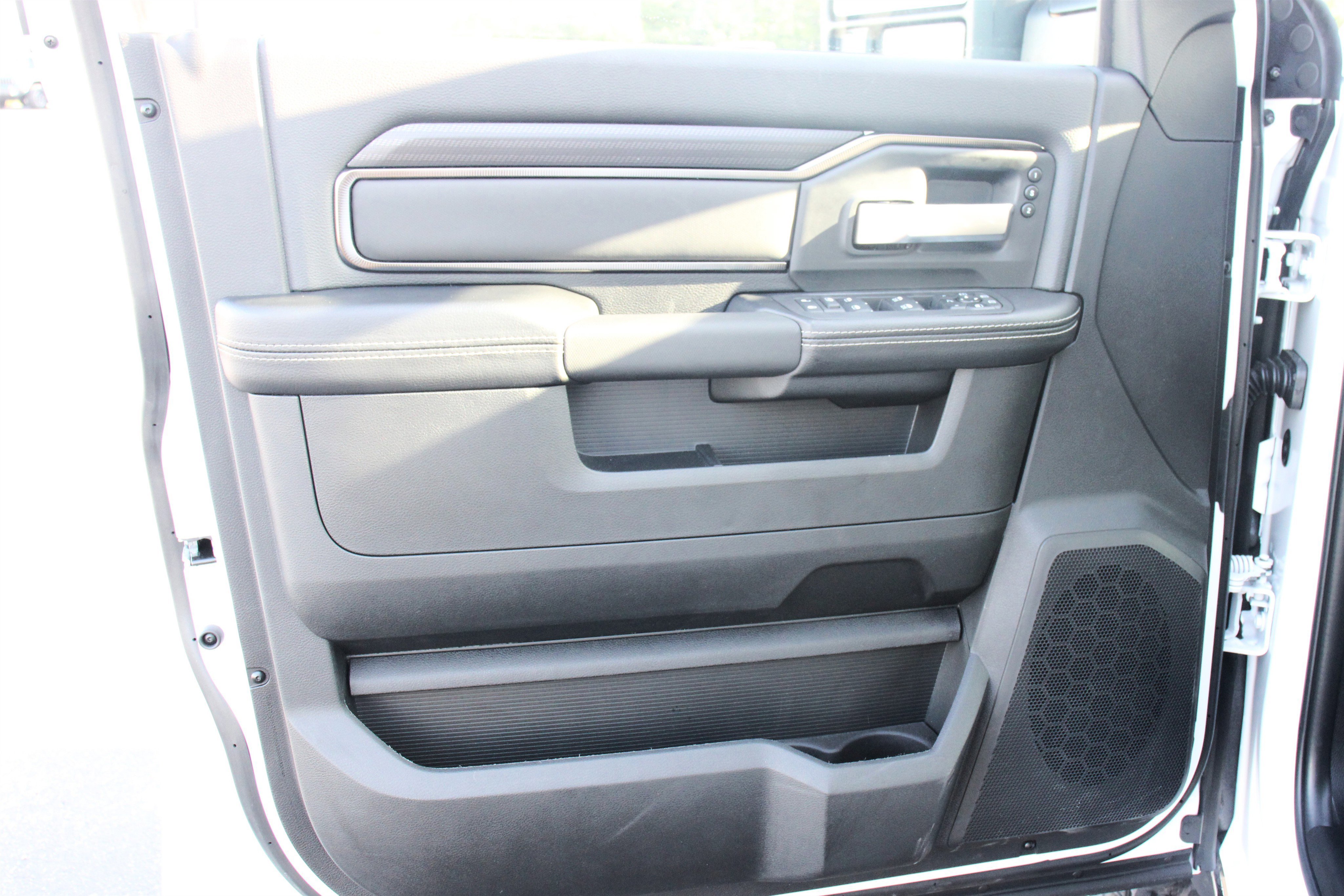 2025 Ram 2500 Power Wagon photo 4