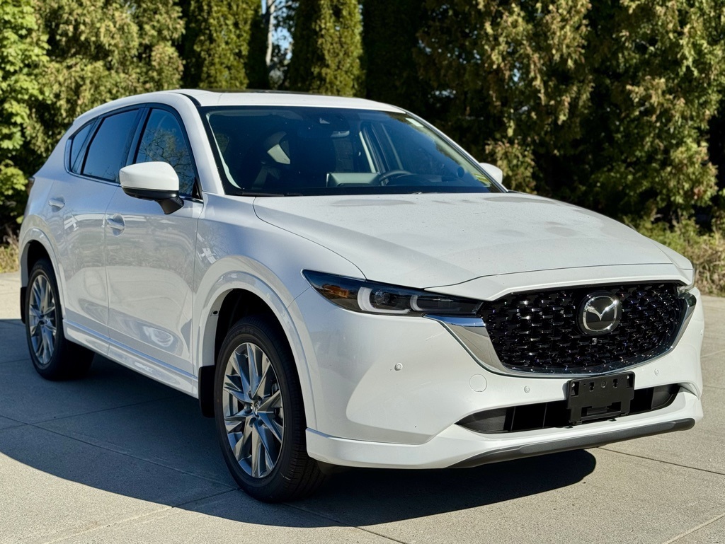 2025 Mazda CX-5 S Premium Plus package's photo